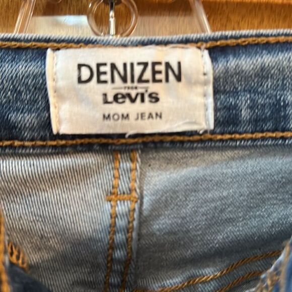 Mom jeans from Levi’s - Picture 2 of 7